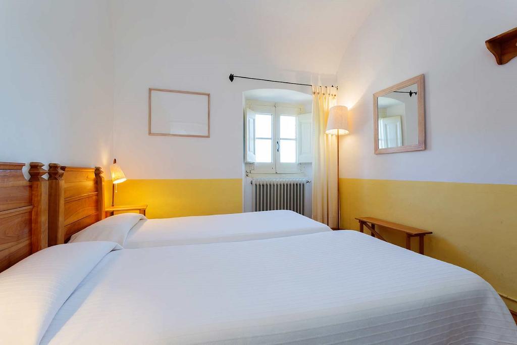 Can Felicia Hotel Beuda Szoba fotó