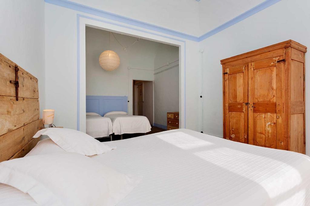 Can Felicia Hotel Beuda Szoba fotó